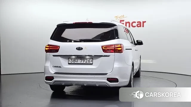 Kia The New Carnival id 3391478 из Кореи 14