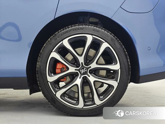 Zhiji Automobile Zhiji LS6 id 3944943 из Китая 14