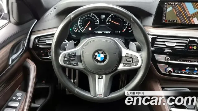 BMW 5 Series (G30) id 2579618 из Кореи 14