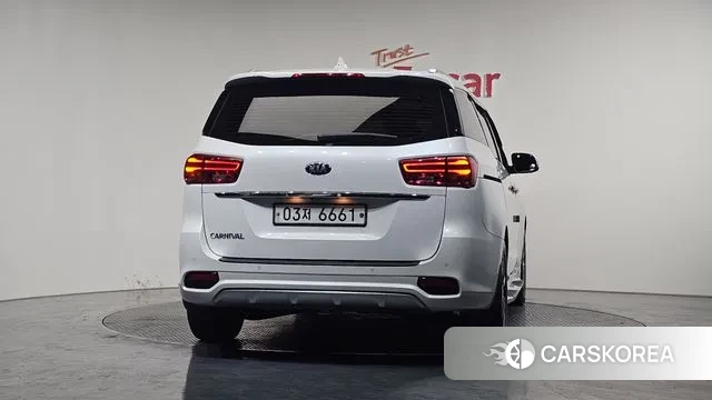 Kia The New Carnival id 3602328 из Кореи 15