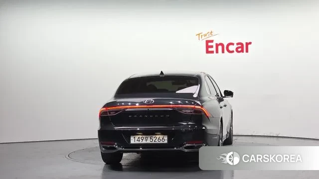 Hyundai The New Grandeur IG id 3012207 из Кореи 14