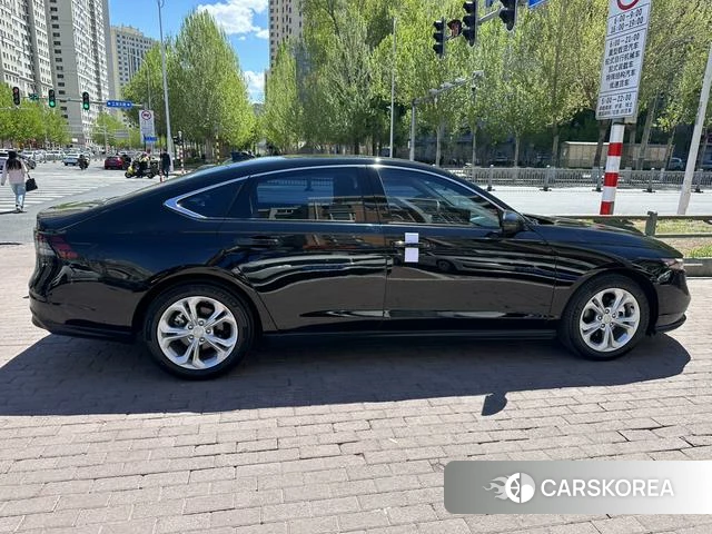 Honda Accord id 4307579 из Китая 12