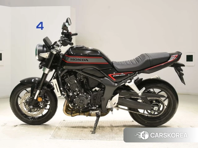 Проданный OTHER CB1000F 2025 из Японии
