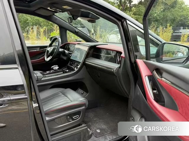 GAC Trumpchi Trumpchi M8 2023 Черный из Китая, фото 4