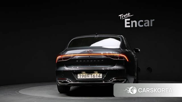 Hyundai The New Grandeur IG Hybrid id 4250327 из Кореи 24
