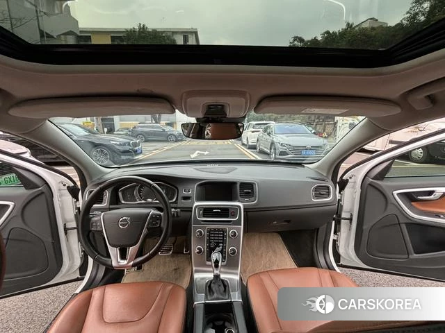 Volvo S60 id 3888983 из Китая 11