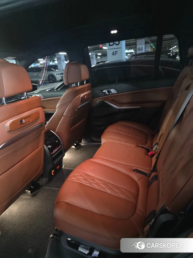 BMW X7 (G07) 2025 Серый из Кореи, фото 4
