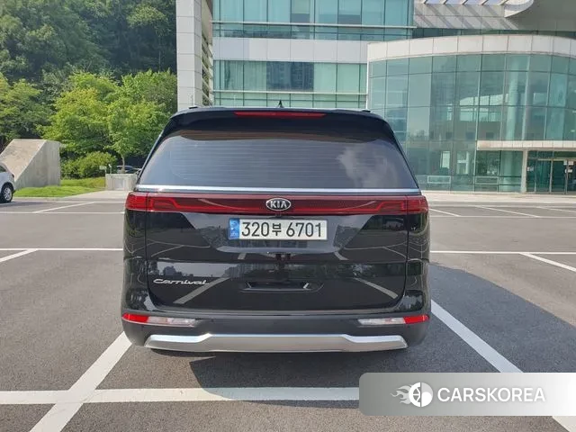 Kia Carnival 4th generation id 3008437 из Кореи 13