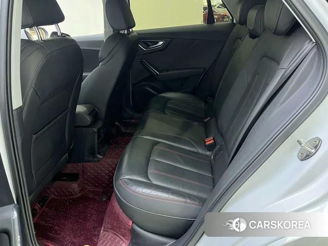 Audi Q2L id 4228498 из Китая 9