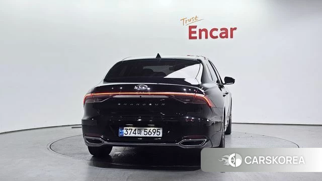 Hyundai The New Grandeur IG id 3916159 из Кореи 14