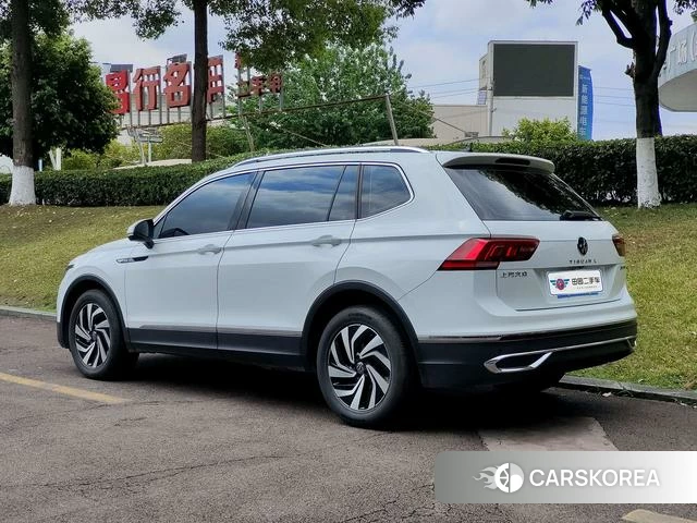 Volkswagen Tiguan L 2023 Белый из Китая, фото 4
