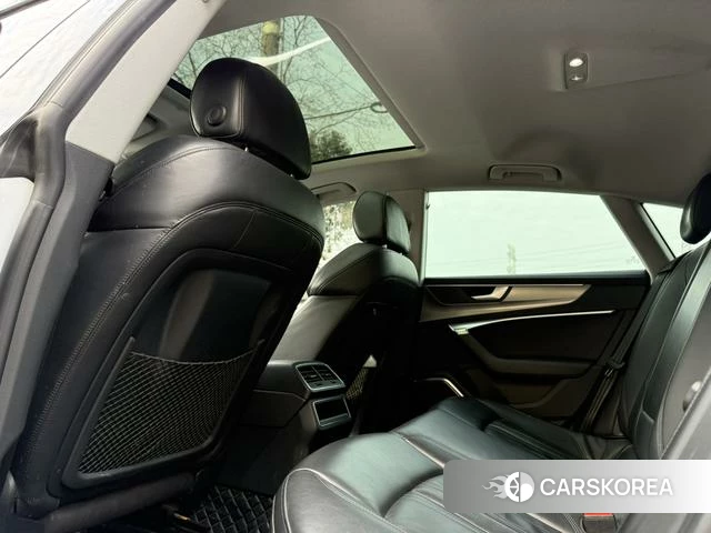 Audi A7 2021 Белый из Китая, фото 4
