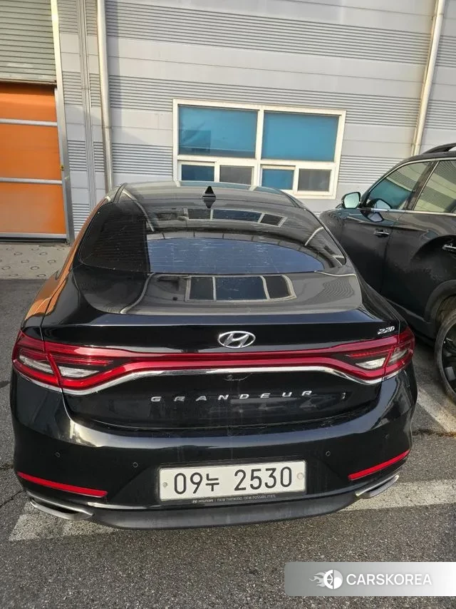Hyundai Grandeur IG id 3617162 из Кореи 7