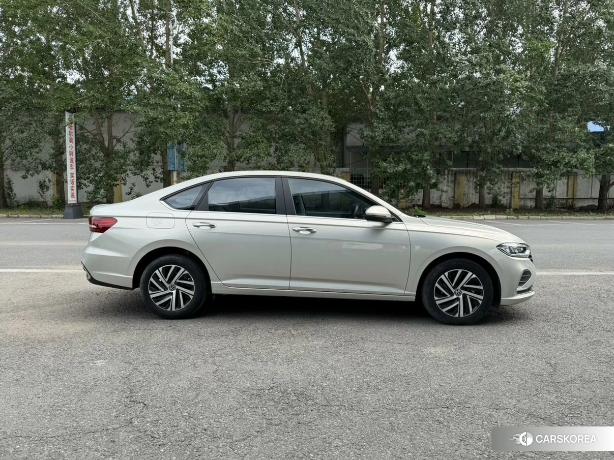 Volkswagen Lavida id 4468057 из Китая 18