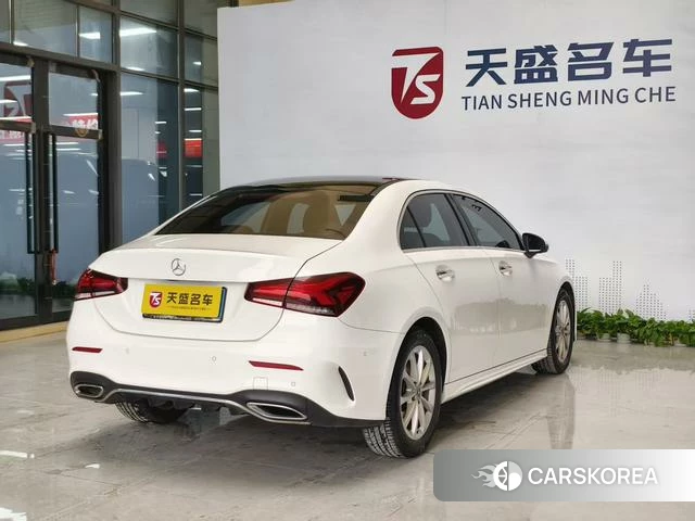 Mercedes-Benz Class A 2021 Белый из Китая, фото 4