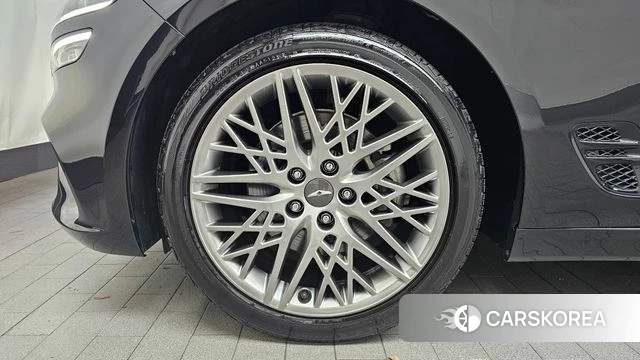 Genesis The New G70 id 4593016 из Кореи 25