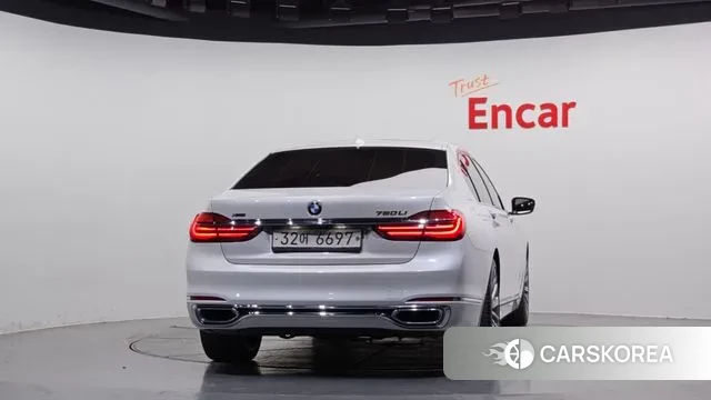 BMW 7 Series (G11) id 3018852 из Кореи 14