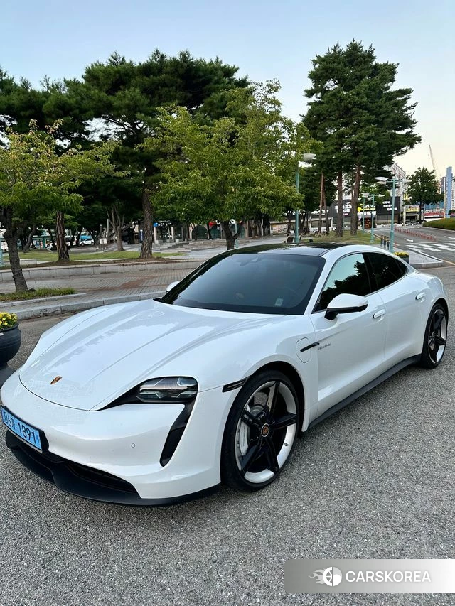 Porsche Taycan 2021 Белый из Кореи, фото 4
