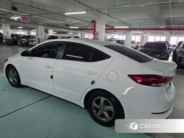 Hyundai Avante AD id 3489943 из Кореи 11