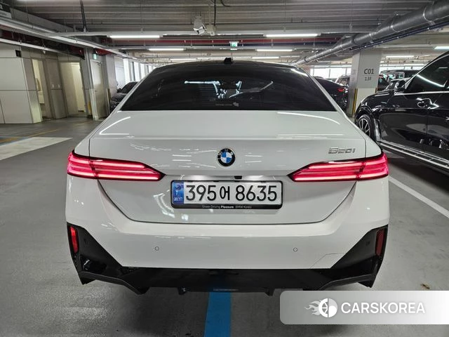 BMW 5 Series (G60) id 3837827 из Кореи 13