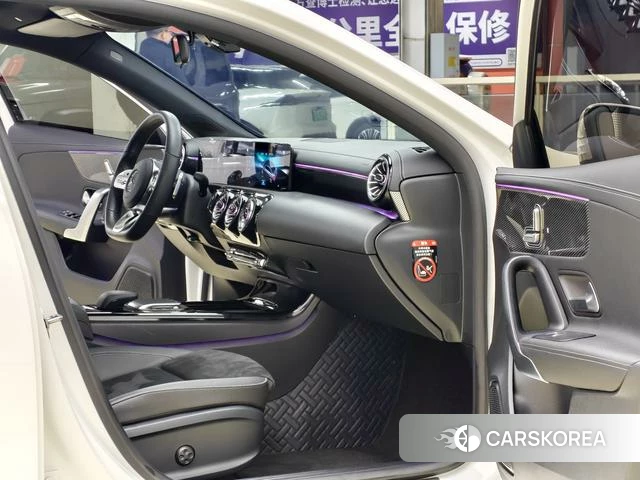 Mercedes-Benz Class A 2021 Белый из Китая, фото 4