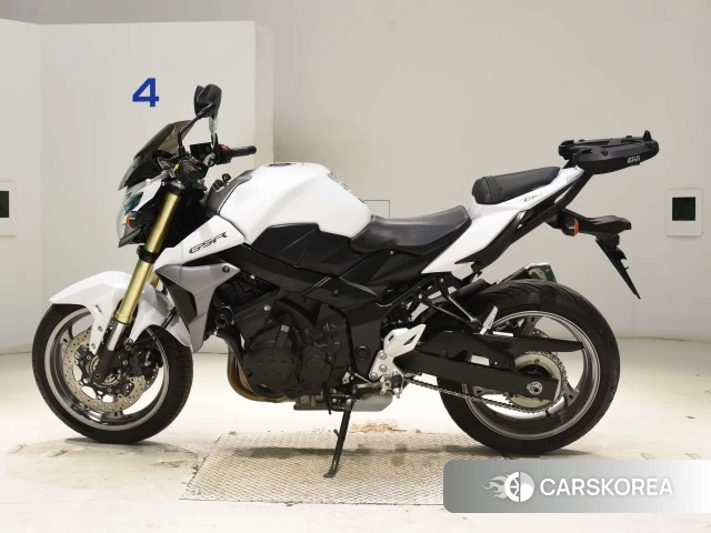 Проданный Suzuki GSR750 ABS 2013 из Японии