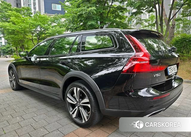 Volvo V60 Cross-Country 2nd Generation id 4495495 из Кореи 14