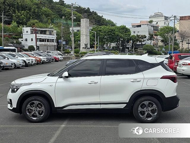 Kia Seltos id 4225236 из Кореи 14