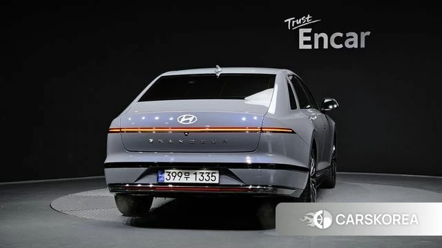 Hyundai Grandeur (GN7) id 3831633 из Кореи 14