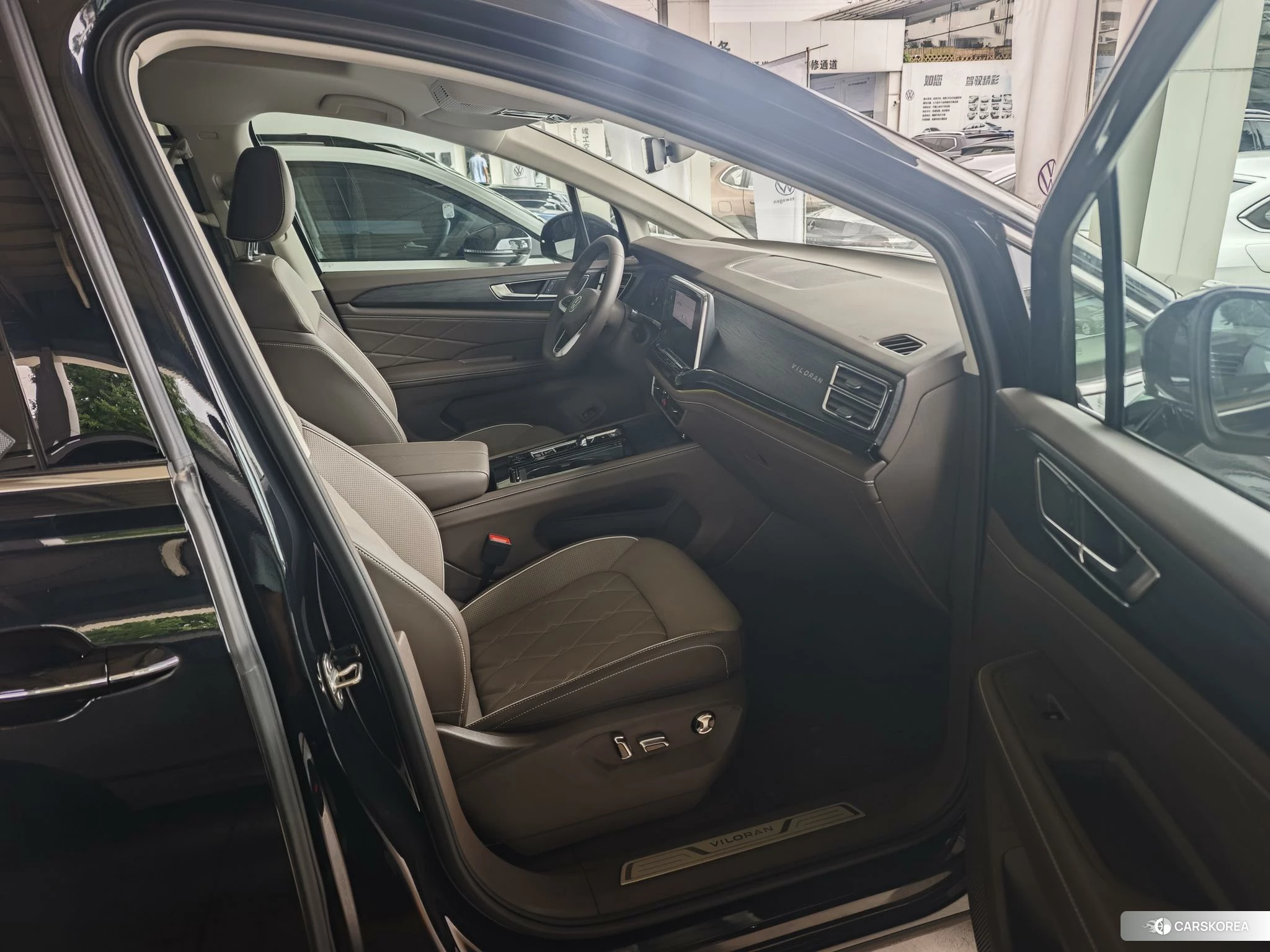 Volkswagen Weiran 2023 Черный из Китая, фото 4