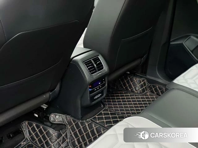 Volkswagen Tanyue 2023 Черный из Китая, фото 4