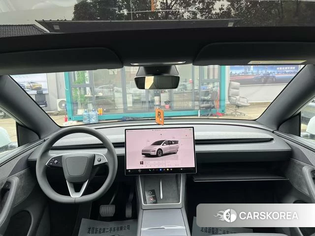 Tesla Model Y L 2025 Белый из Китая, фото 5