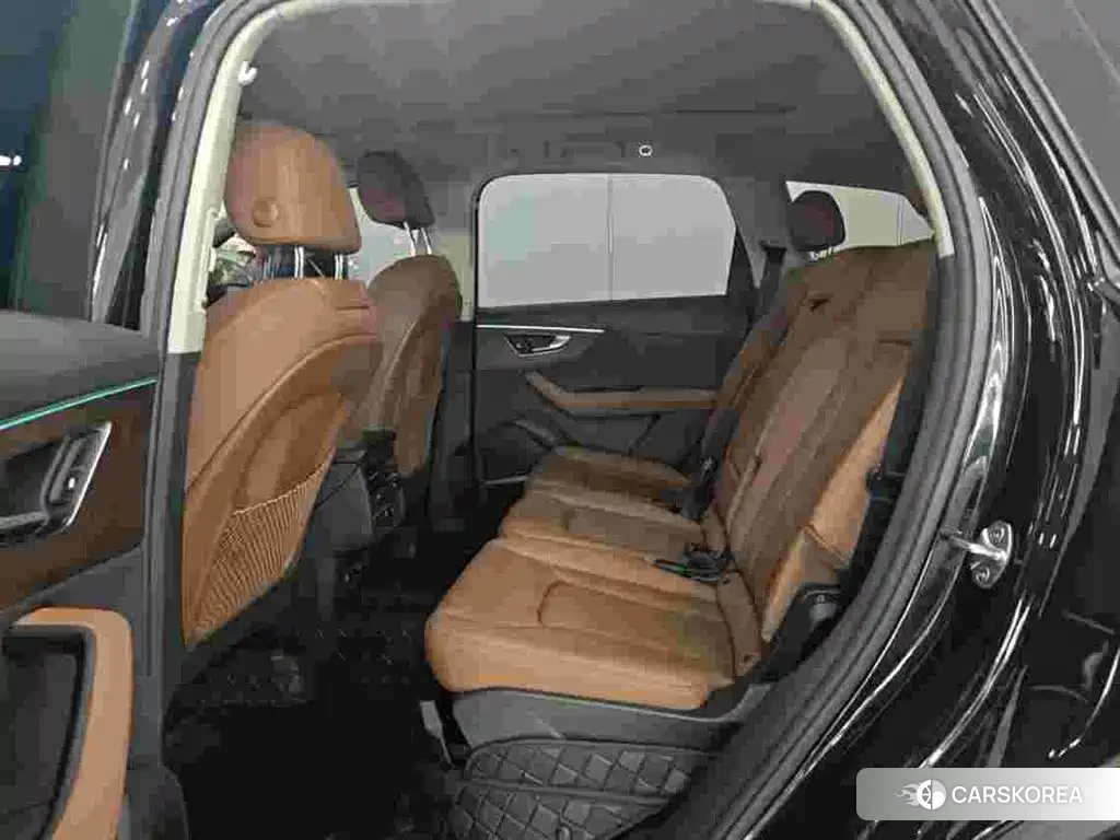 Audi Q7 id 4601928 из Китая 12
