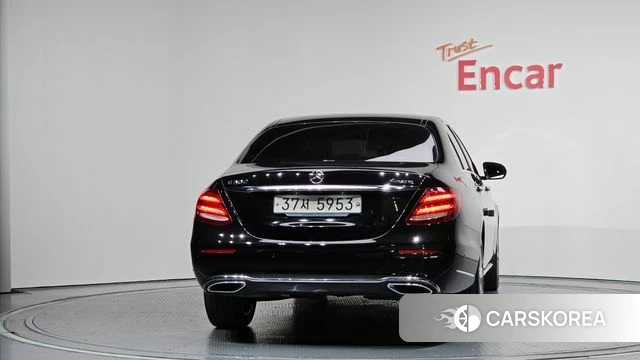 Mercedes-Benz E-Class W213 id 4250977 из Кореи 28