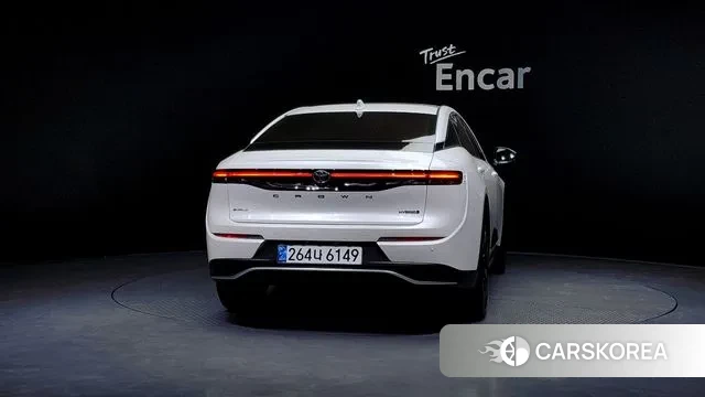 Toyota Crown Crossover id 3388633 из Кореи 14