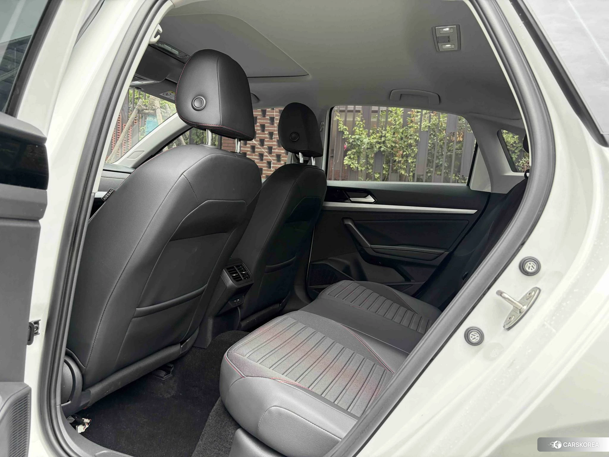 Volkswagen Lavida 2022 Белый из Китая, фото 5