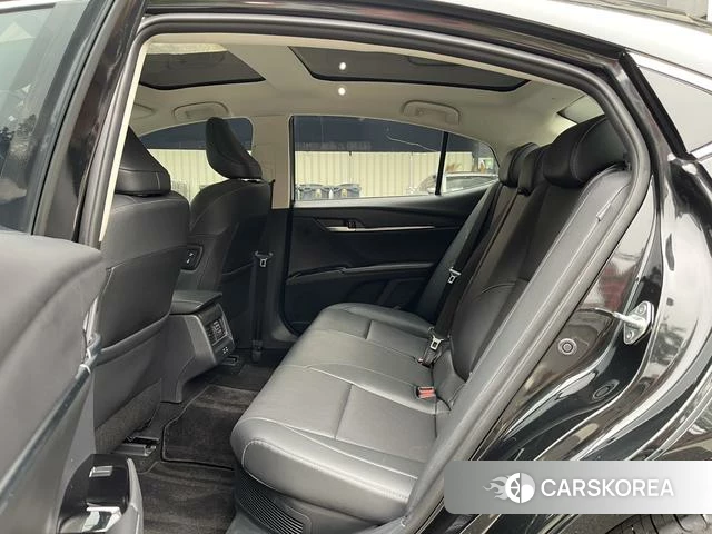 Toyota Camry id 4300951 из Китая 11