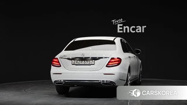 Mercedes-Benz E-Class W213 id 3297272 из Кореи 14