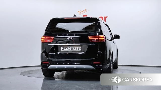 Kia The New Carnival id 4233075 из Кореи 34