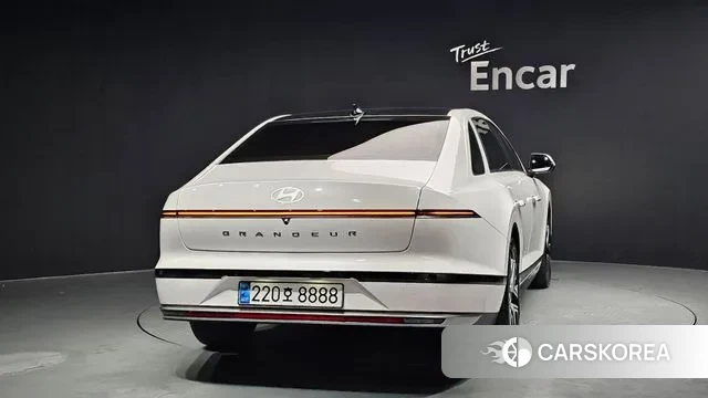 Hyundai Grandeur (GN7) id 3769967 из Кореи 14