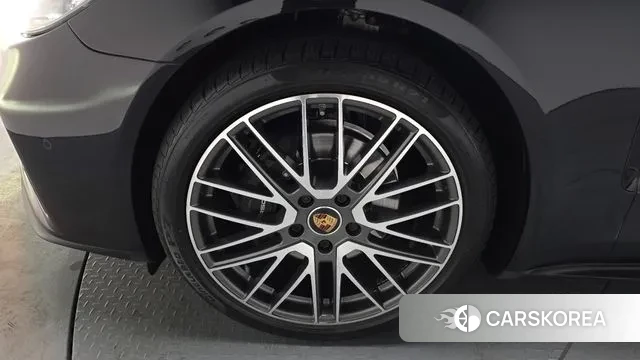 Porsche Panamera (971) id 3759978 из Кореи 14