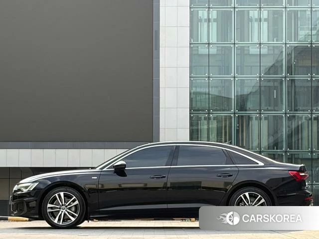 Audi A6L id 4278638 из Китая 8