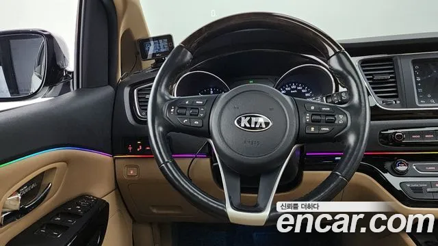 Kia The New Carnival id 2686002 из Кореи 14