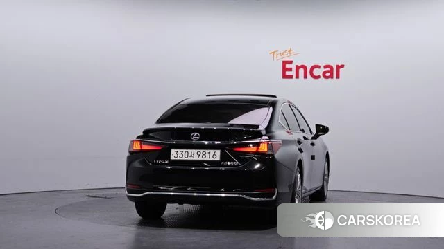Lexus ES300h 7th generation id 3851663 из Кореи 14