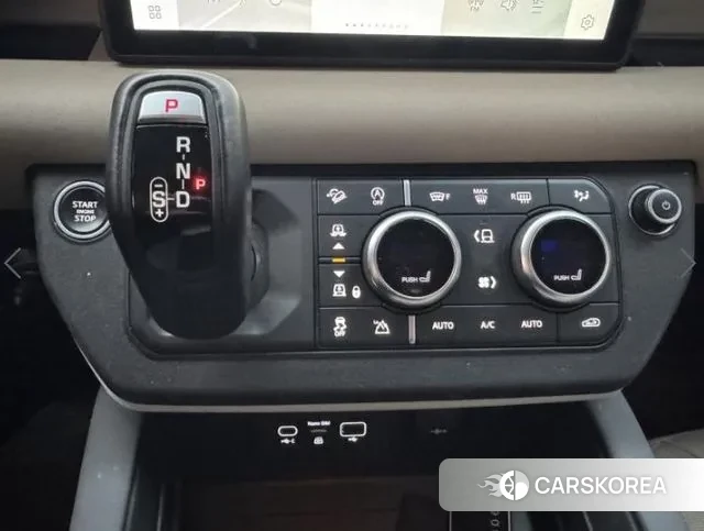 Land Rover Defender (L663) id 3525428 из Кореи 9