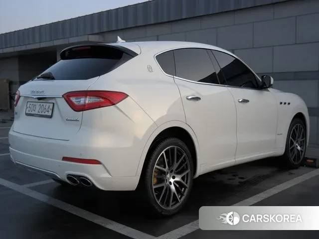 Maserati Levante id 3595798 из Кореи 14