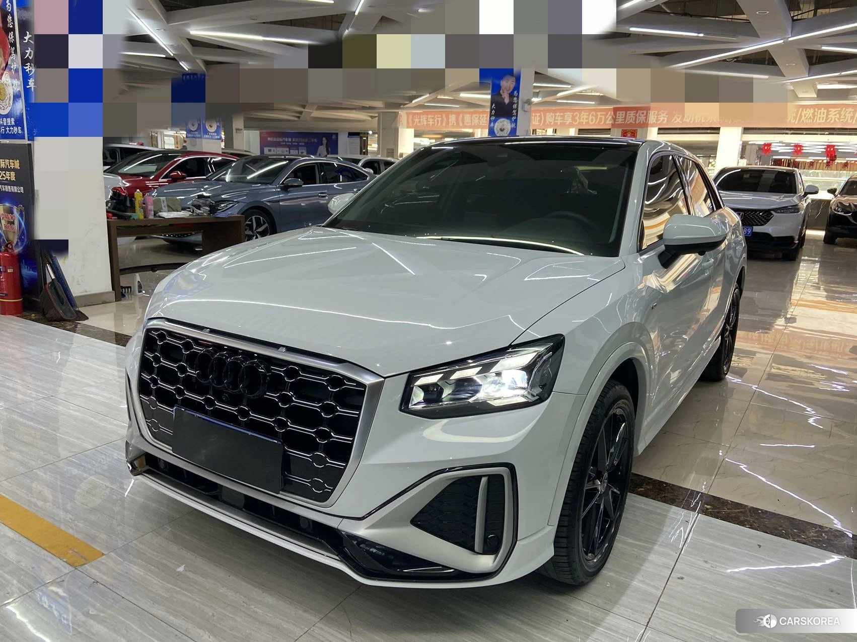 Audi Q2L id 4467376 из Китая 22