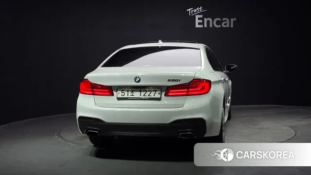 BMW 5 Series (G30) id 3474899 из Кореи 14