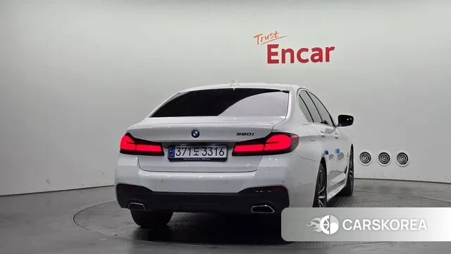 BMW 5 Series (G30) id 3545080 из Кореи 14