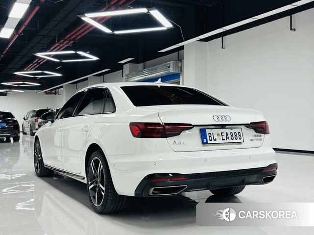 Audi A4L id 4277770 из Китая 10